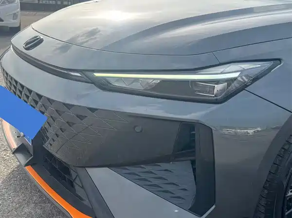 Changan UNI-V 2024