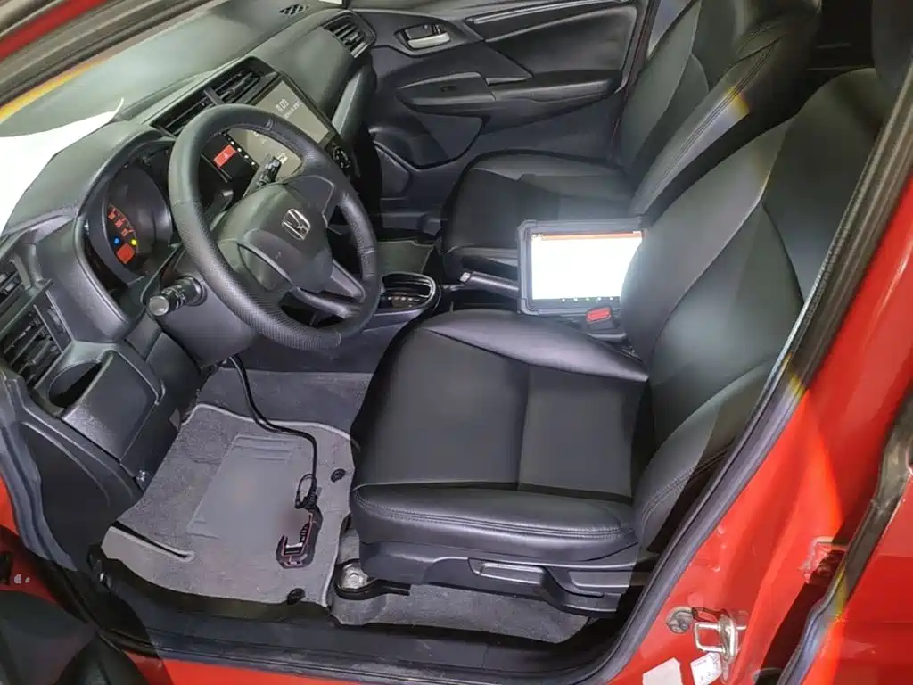 Honda Fit 2015 — фото 15