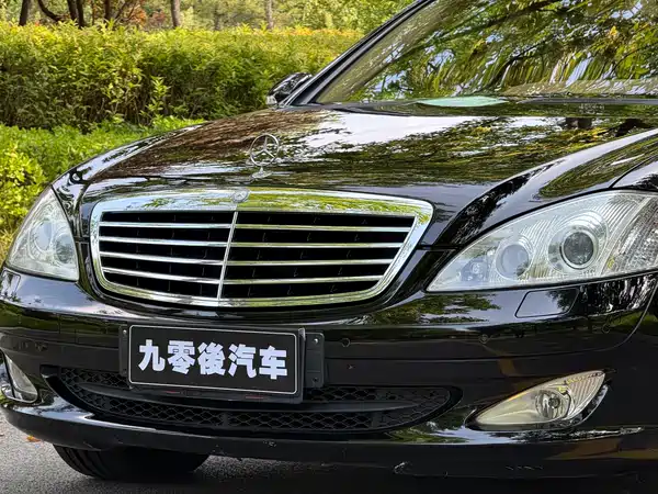 Mercedes-Benz S-Class 2008