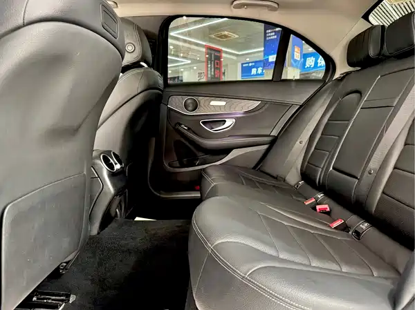 Mercedes-Benz C-Class 2017