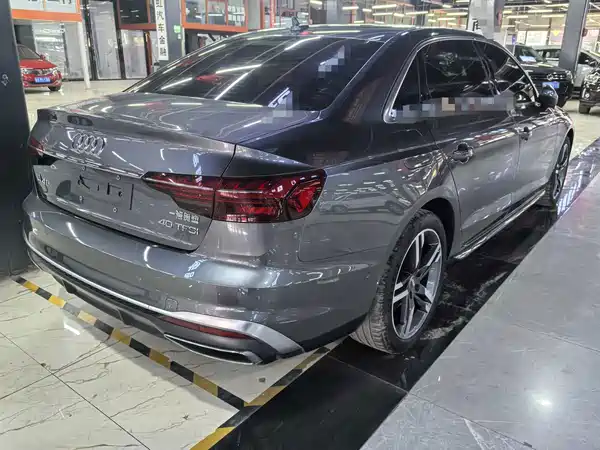 Audi A4L 2020