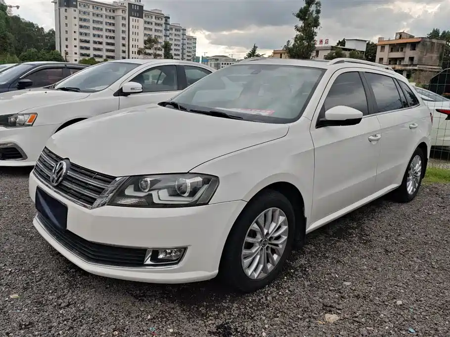 Volkswagen Gran Lavida 2013