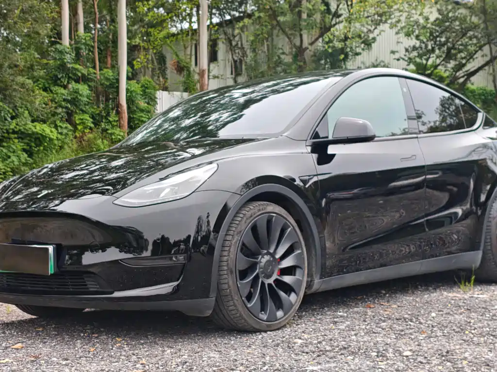 Tesla Model Y 2022 — фото 1