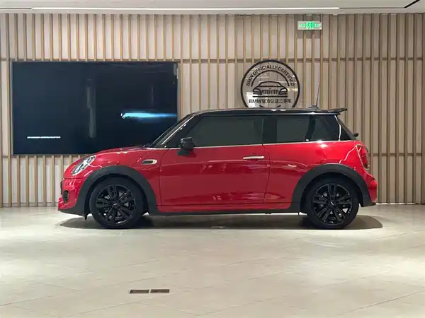 MINI MINI 2019