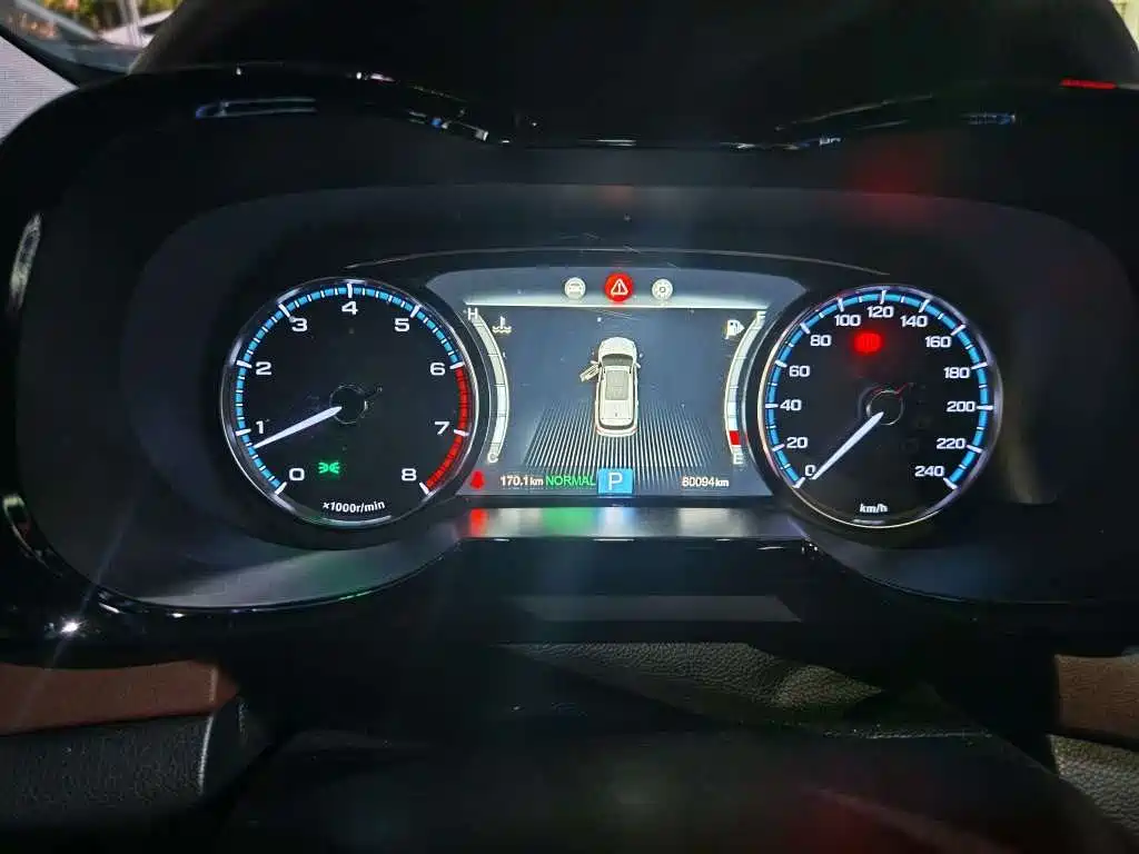 GAC Trumpchi GS8 2018 — фото 4