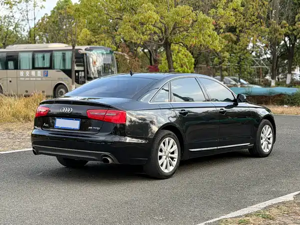 Audi A6L 2012