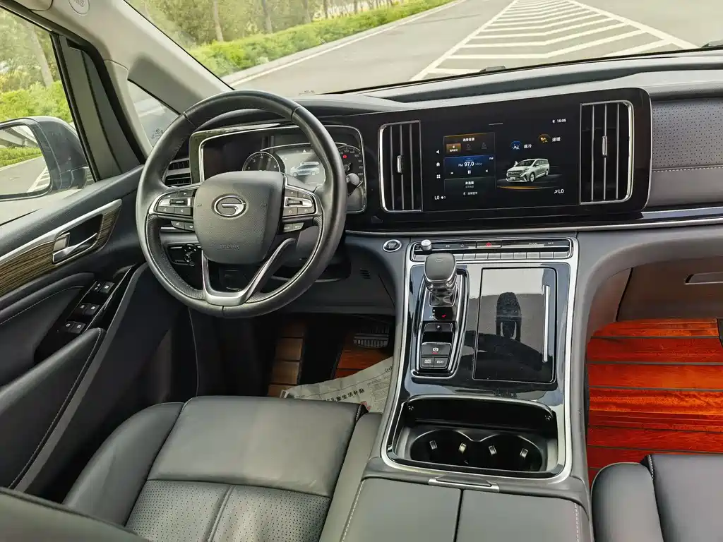 GAC Motor Trumpchi M8 2023 — фото 11