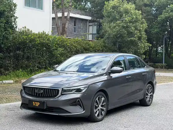 Geely Emgrand 2023