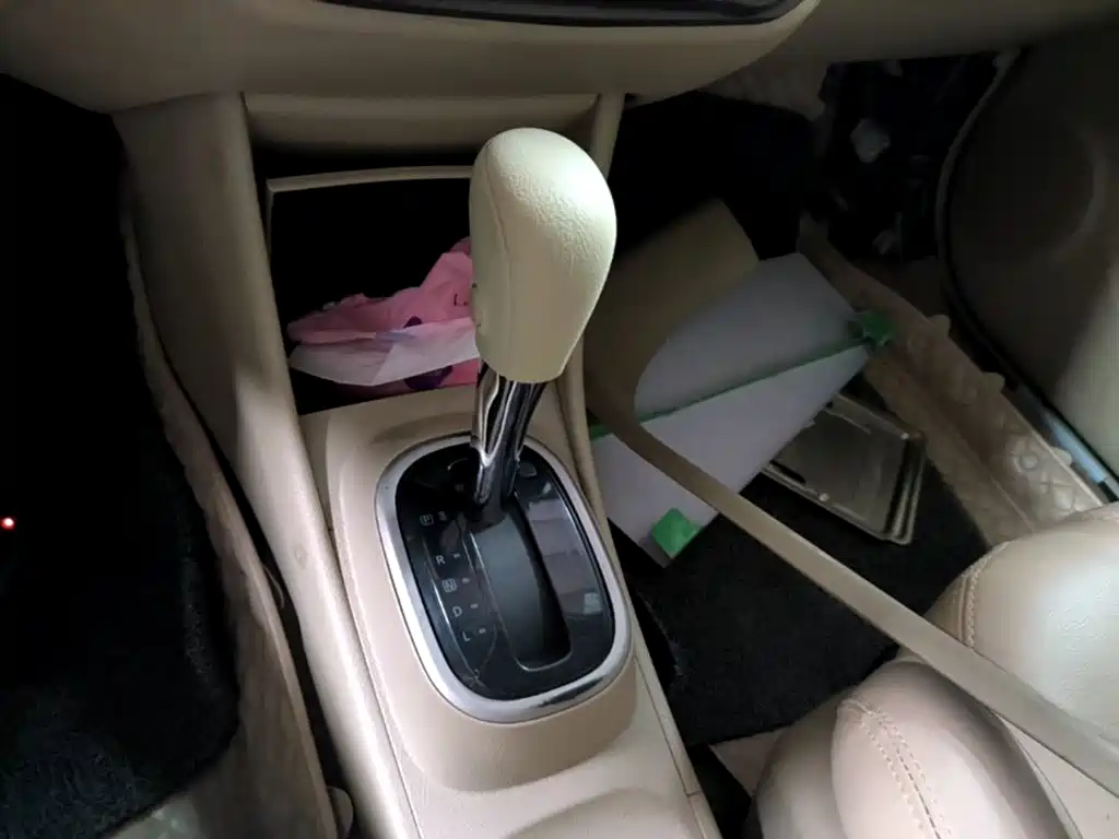 Nissan Sylphy 2018 — фото 14