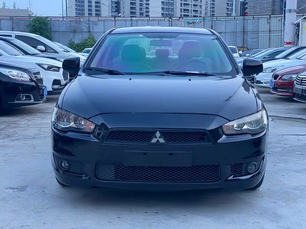 Mitsubishi Lancer EX 2010 — фото 2