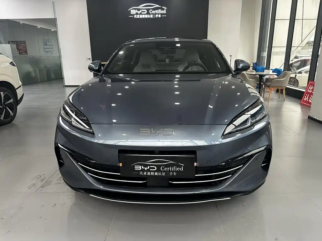 BYD Seal 06 2025