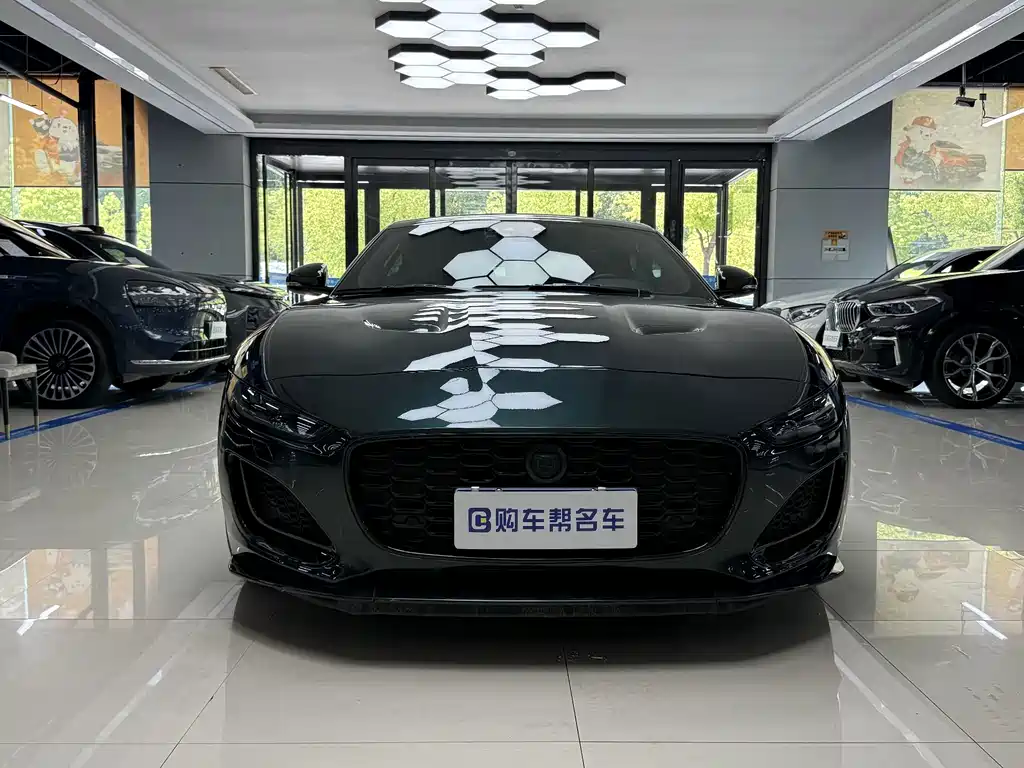 Jaguar F-TYPE 2023 — фото 2