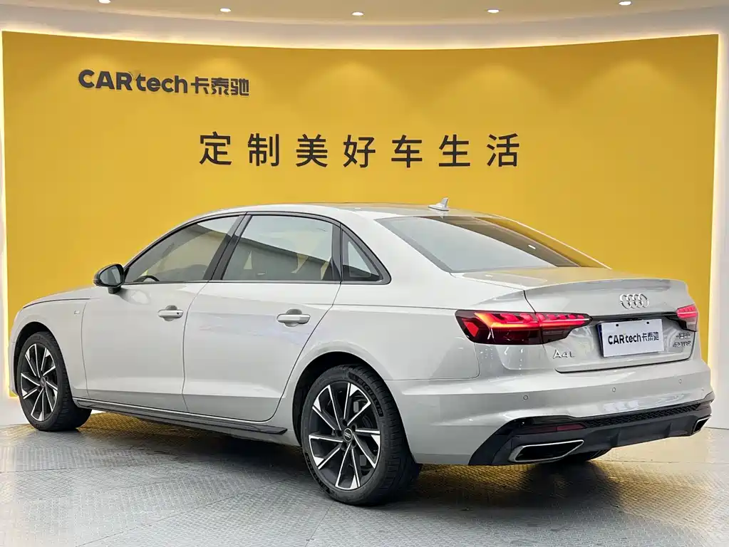 Audi A4L 2023 — фото 25