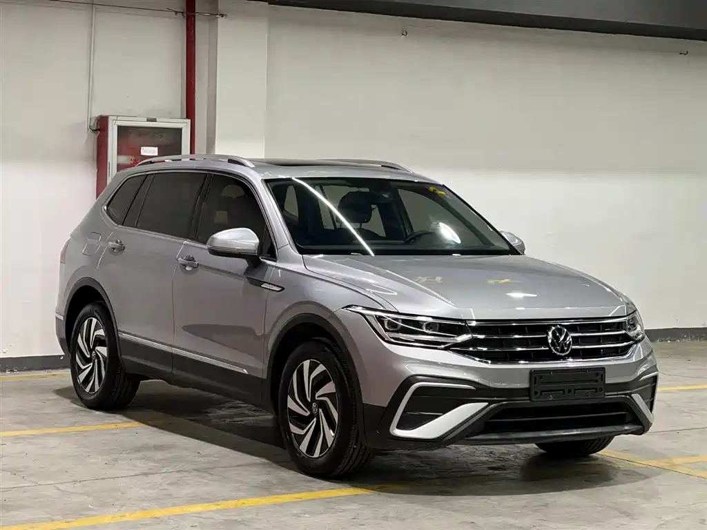 Volkswagen Tiguan L 2022 — фото 3