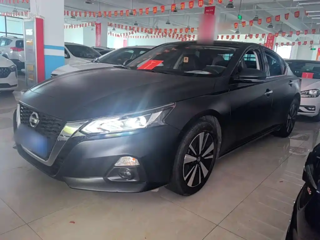Nissan Teana 2022