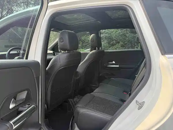 Mercedes-Benz B-Class 2021