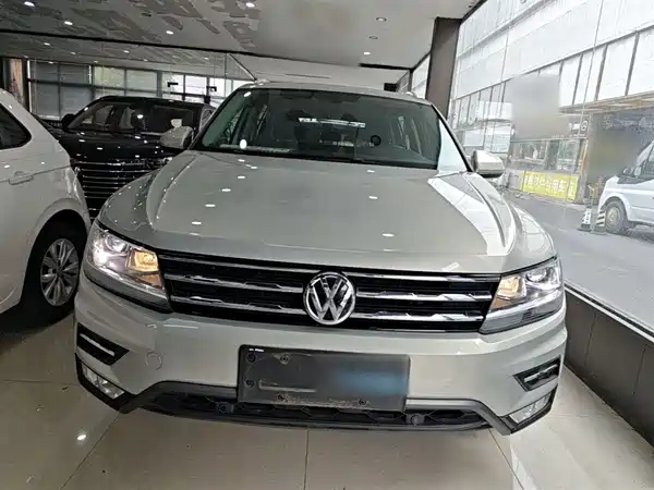 Volkswagen Tiguan L 2019