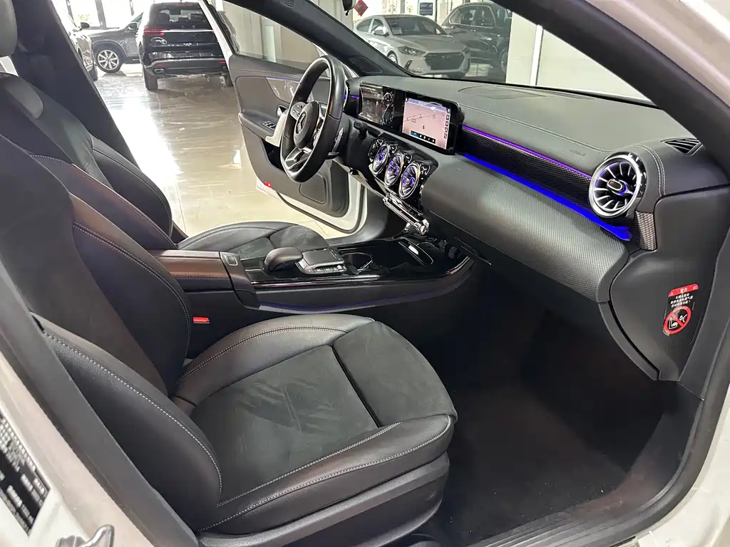 Mercedes-Benz A-Class 2023