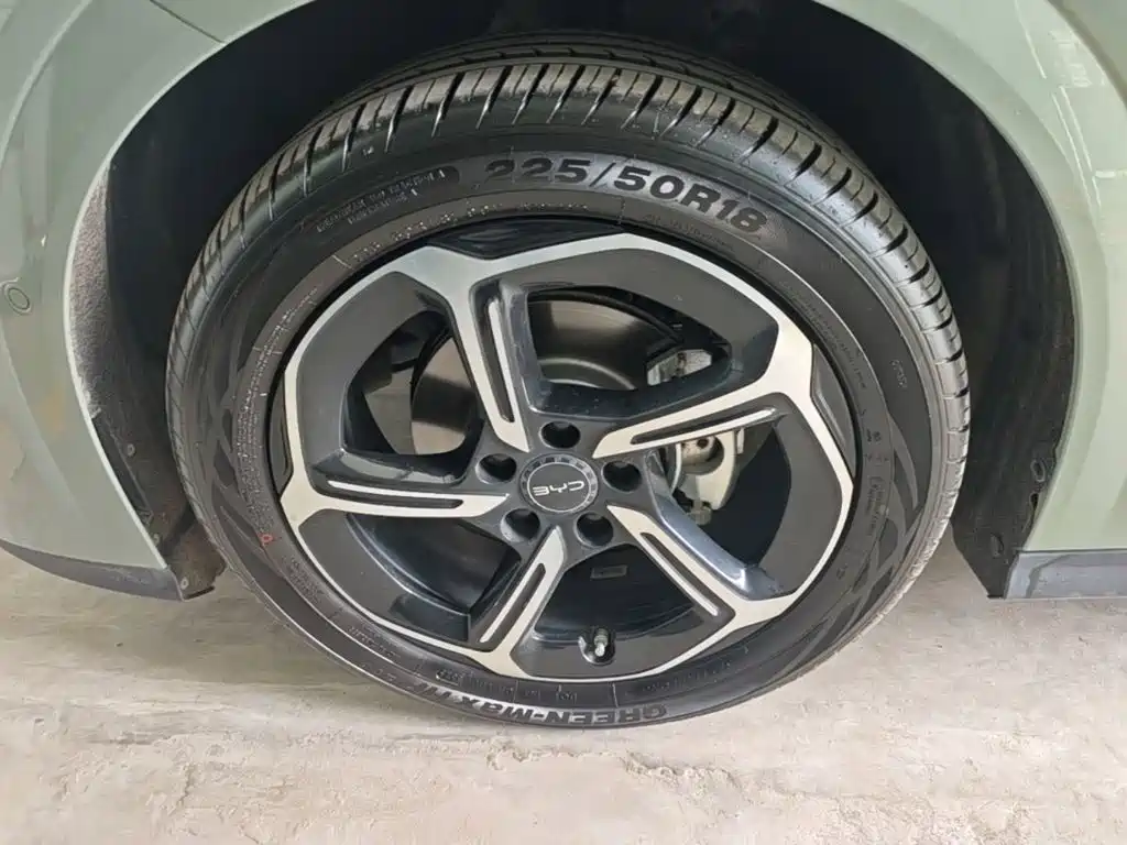 BYD Seal 06GT 2026 — фото 23