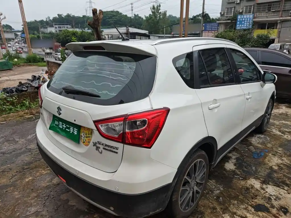 Suzuki S-Cross 2016