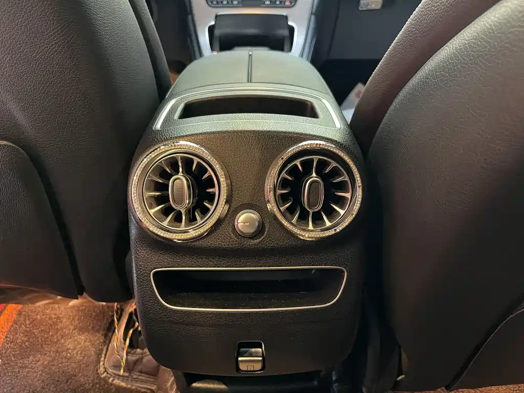 Mercedes-Benz GLC 2020 — фото 20