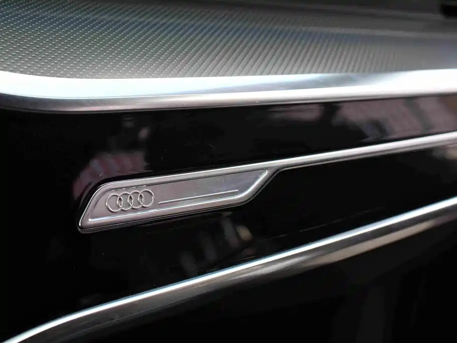 Audi A6L 2022 — фото 16