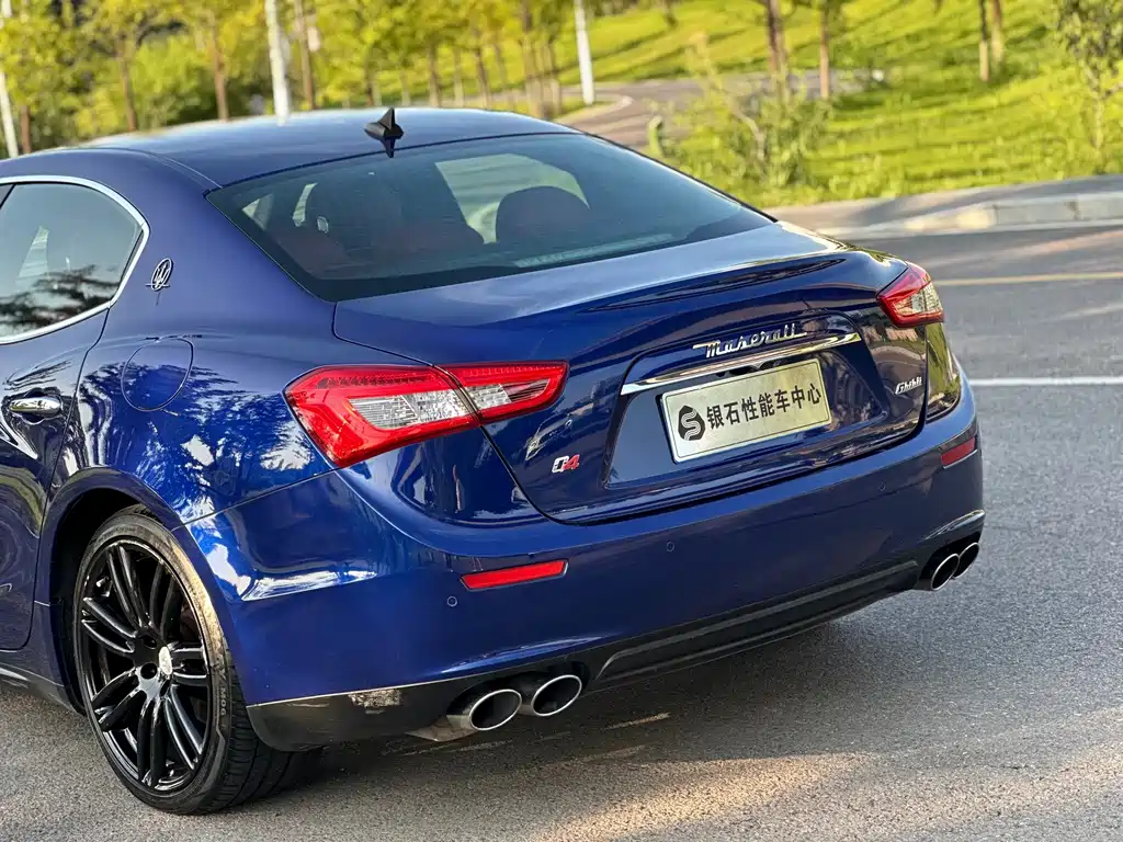 Maserati Ghibli 2014 — фото 16