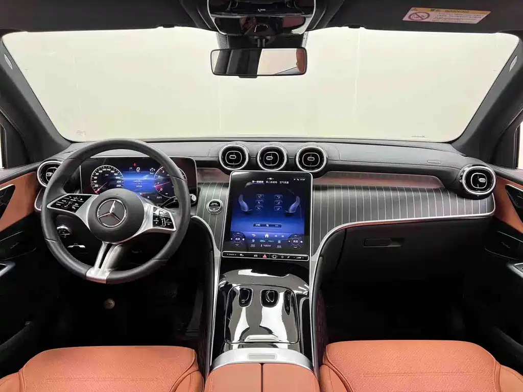 Mercedes-Benz GLC 2023 — фото 15