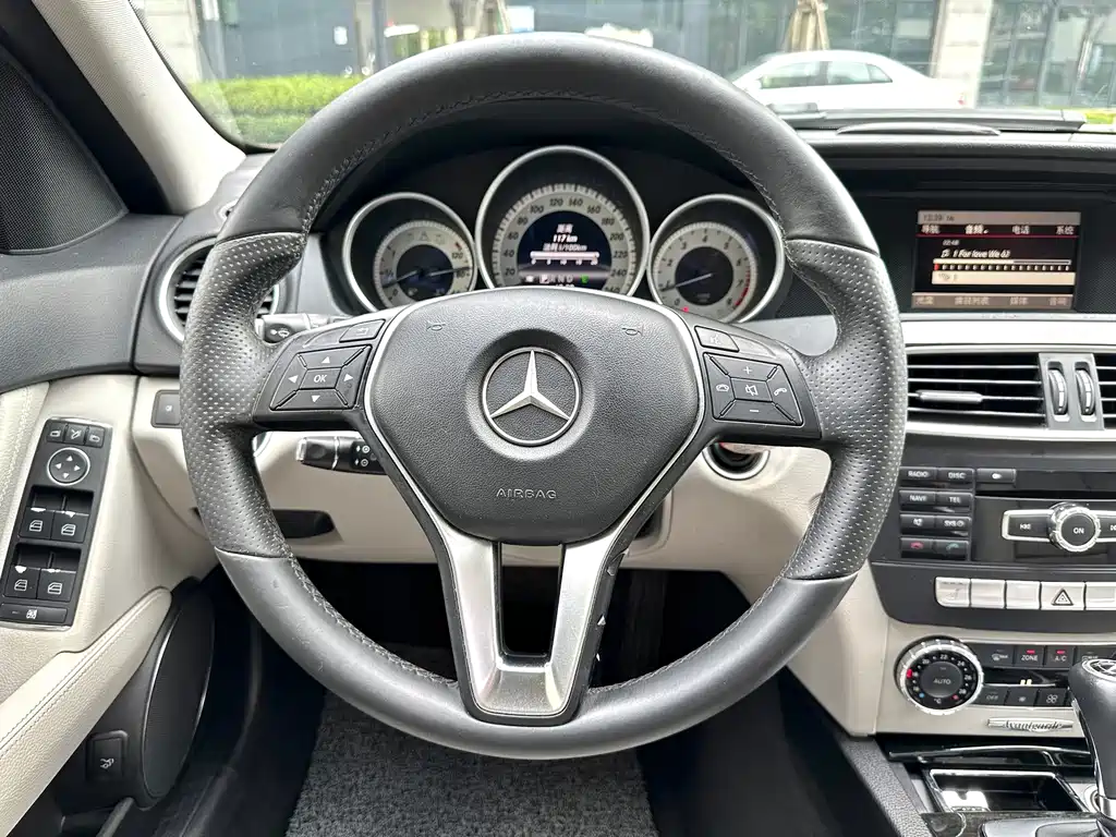 Mercedes-Benz C-Class 2013 — фото 8