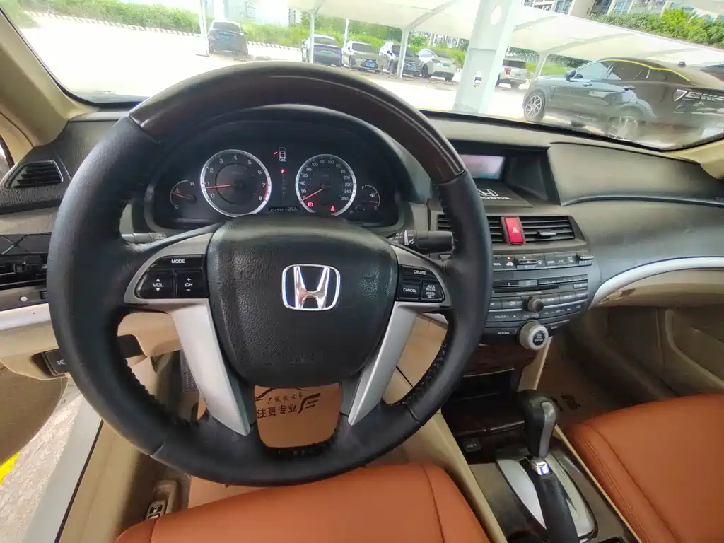 Honda Accord 2008 — фото 10
