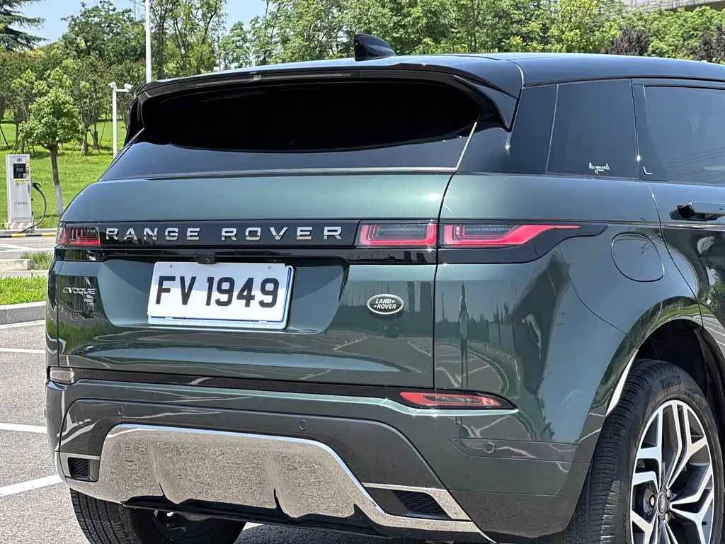 Land Rover Range Rover Evoque 2021 — фото 41