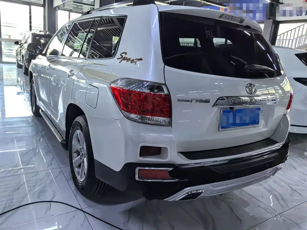 Toyota Highlander 2013
