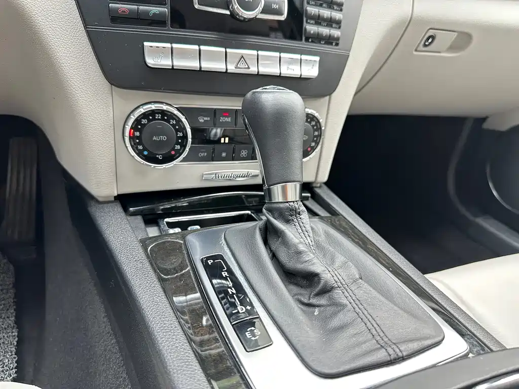 Mercedes-Benz C-Class 2013 — фото 10
