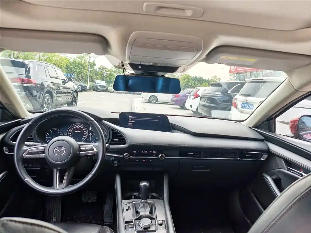 Mazda 3 Axela 2020