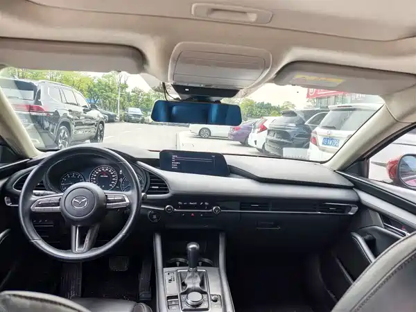 Mazda 3 Axela 2020