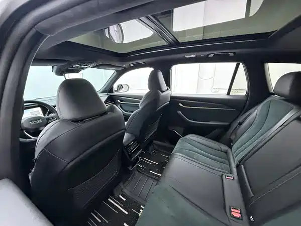 Geely Xingyue L 2023