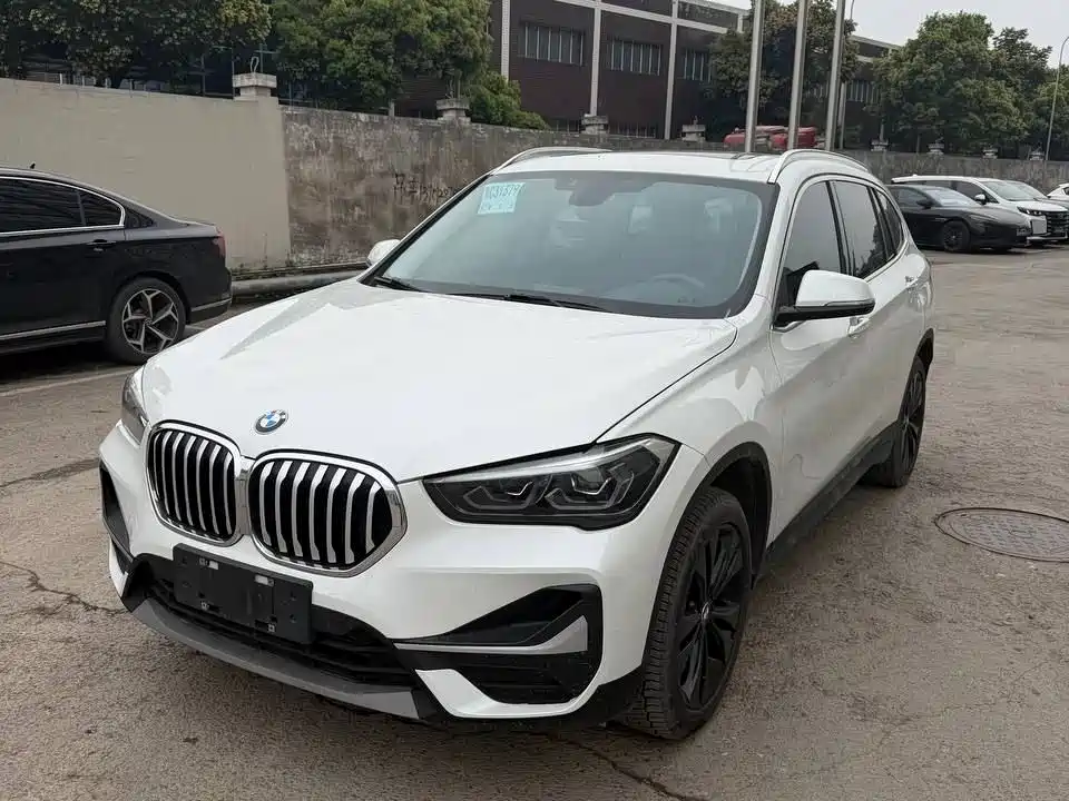 BMW X1 2020 — фото 4