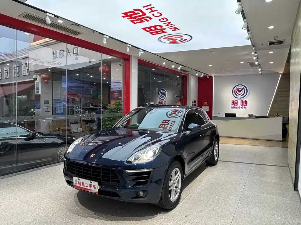 Porsche Macan 2018 — фото 1