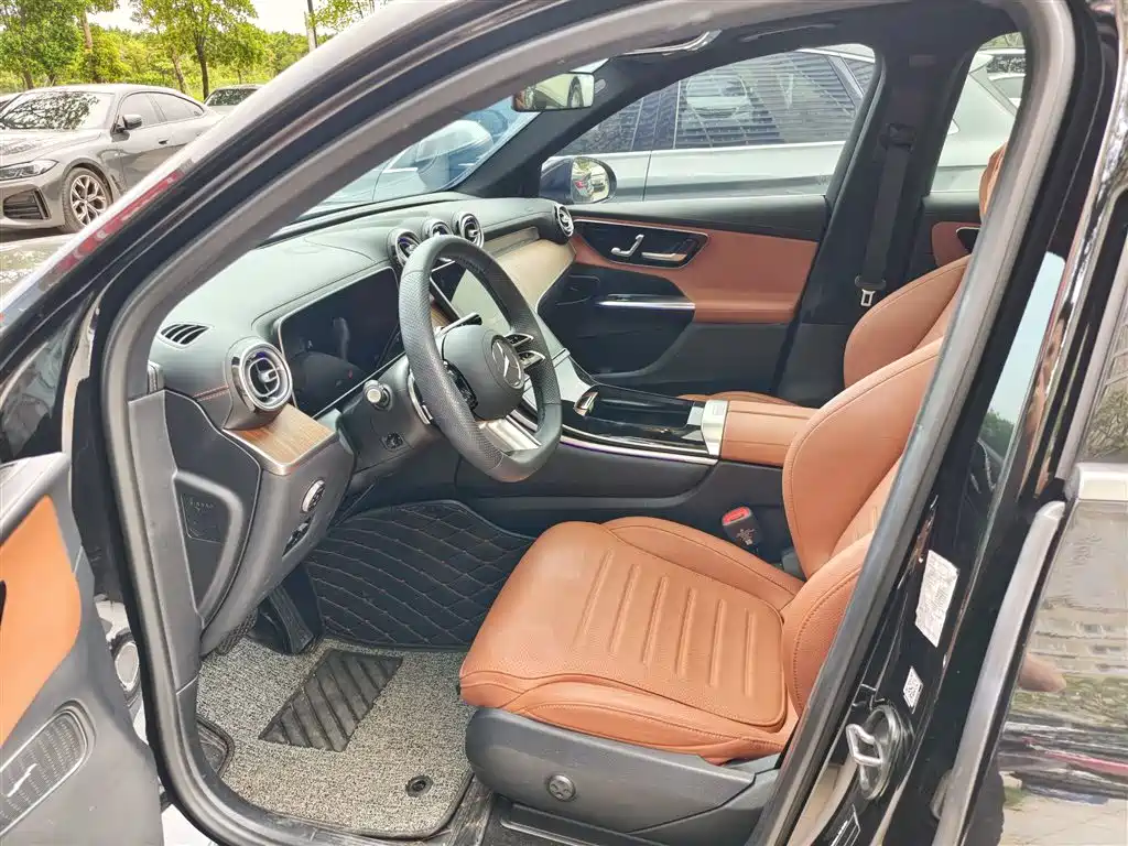 Mercedes-Benz GLC 2024
