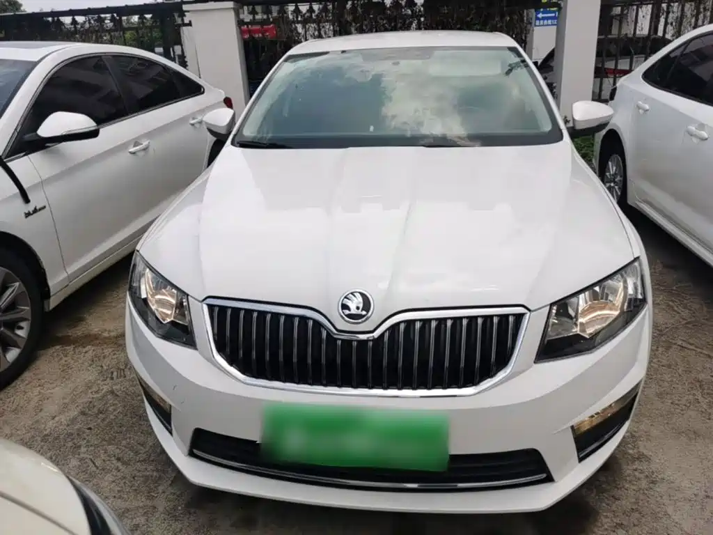 Skoda Octavia 2017 — фото 3