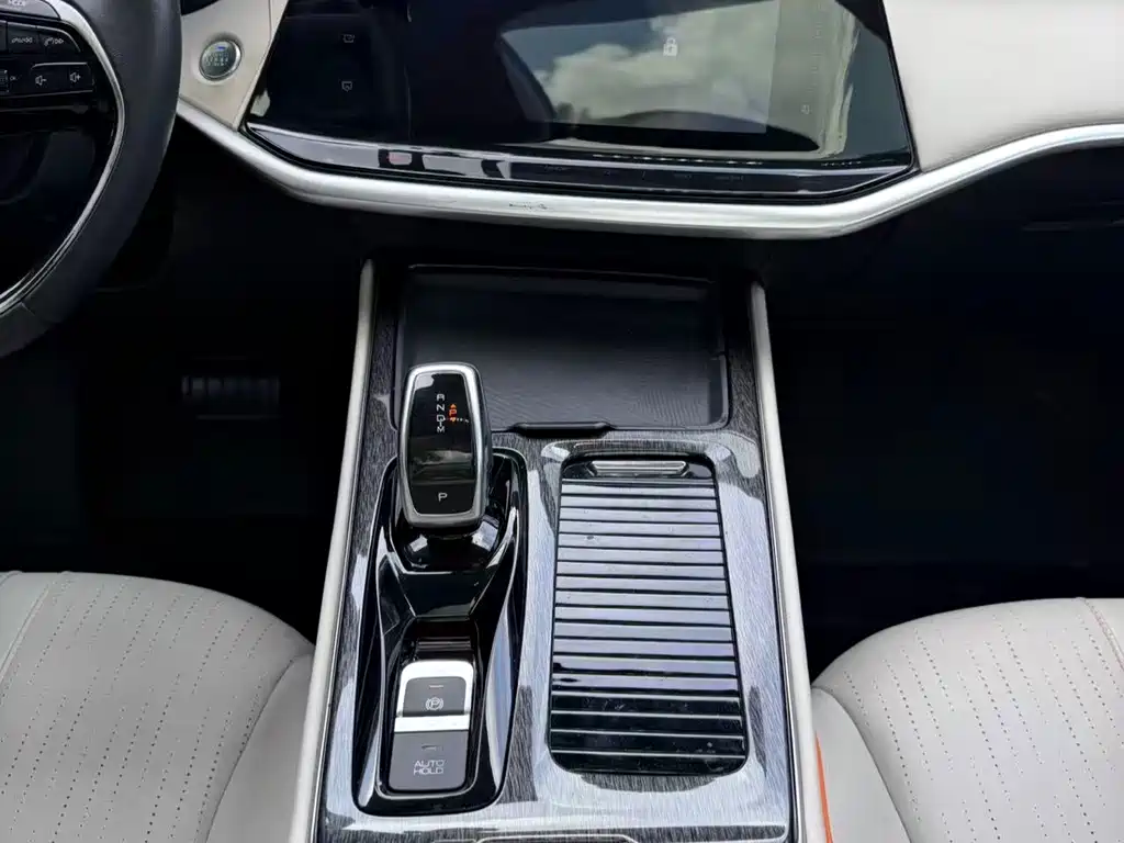 Dongfeng Yixuan MAX 2022 — фото 10
