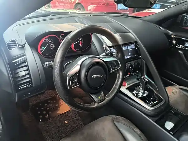 Jaguar F-TYPE 2017