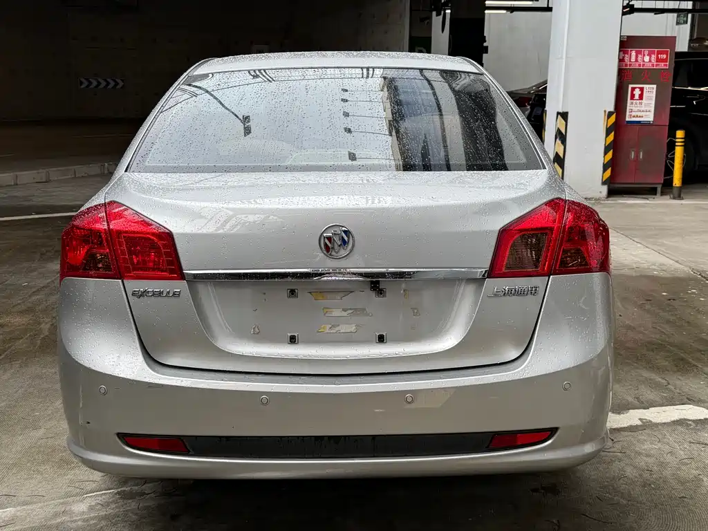 Buick Excelle 2013 — фото 10