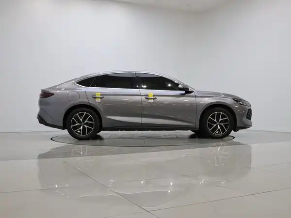 BYD Qin L 2024
