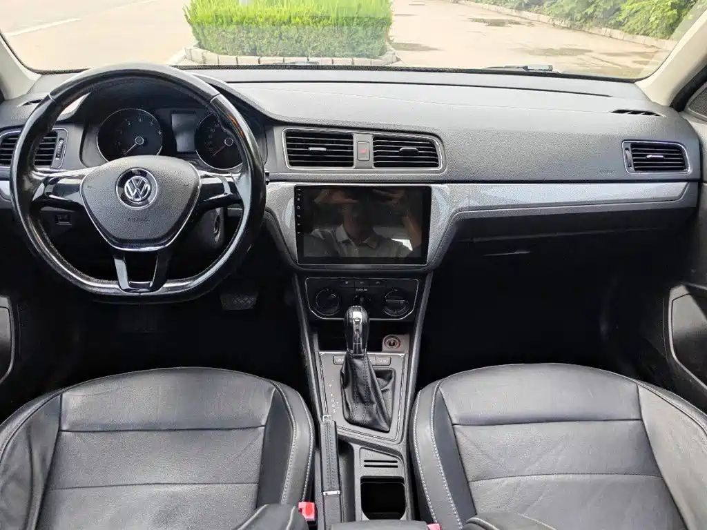 Volkswagen Gran Lavida 2015