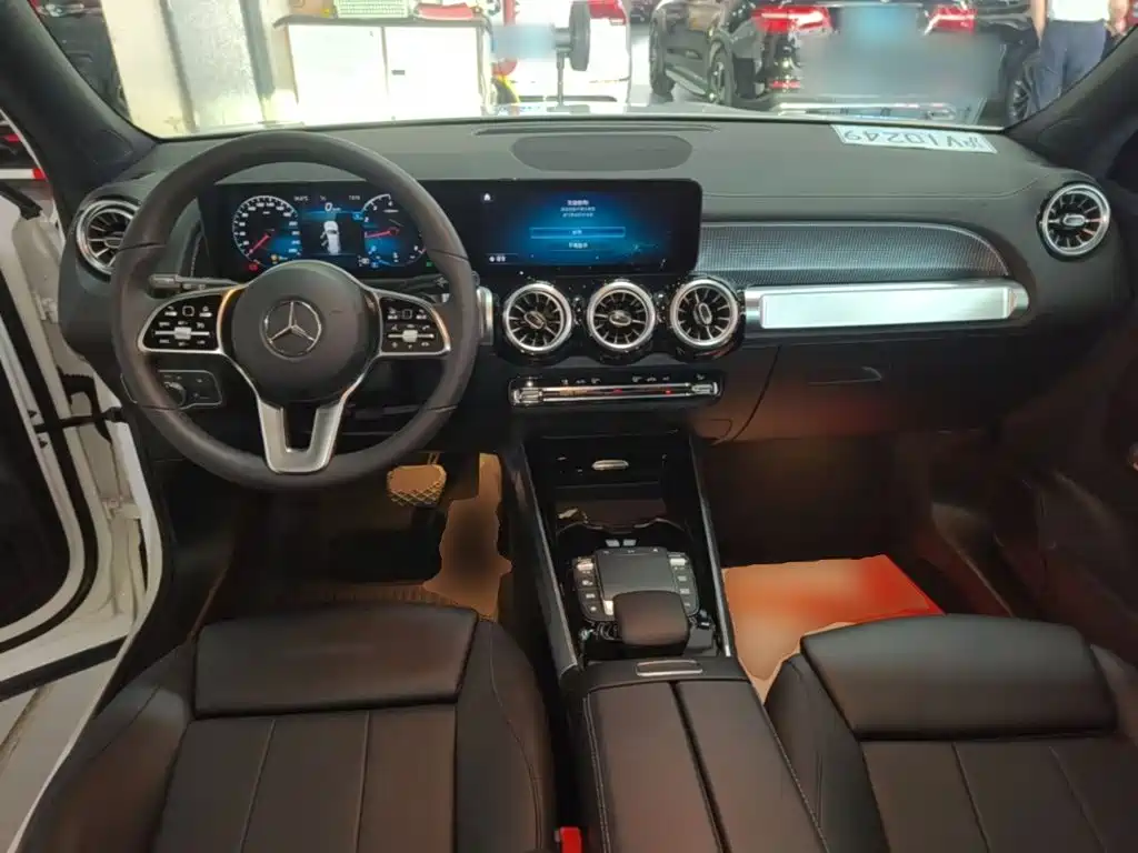 Mercedes-Benz GLB 2021 — фото 10