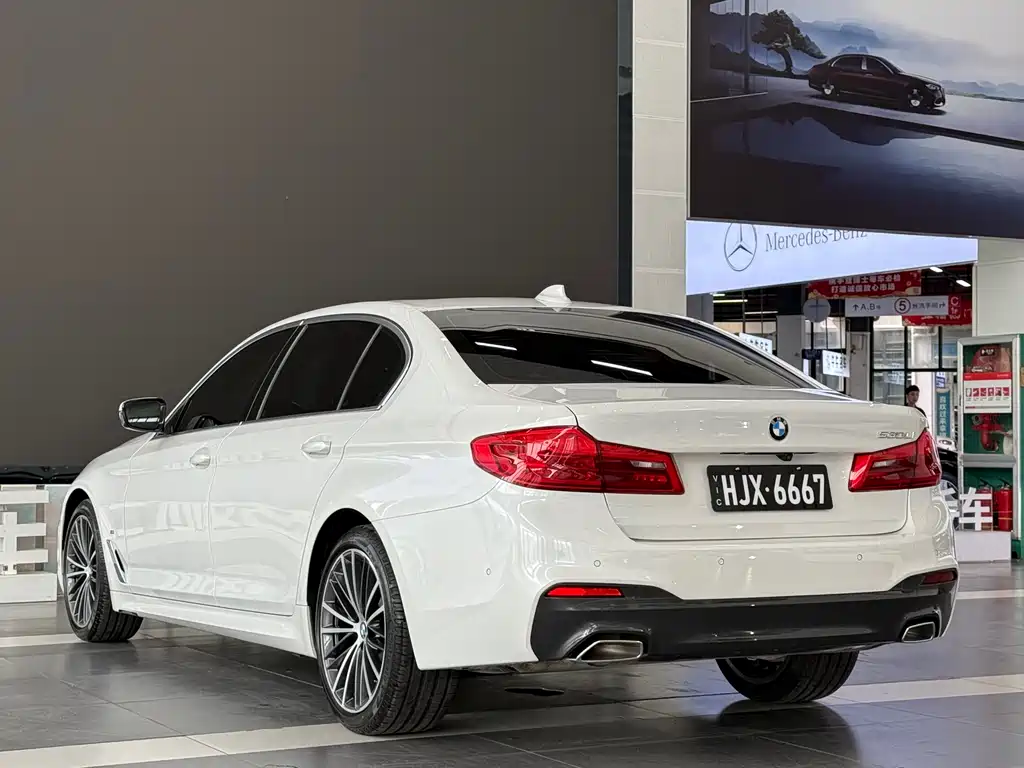 BMW 5 Series 2020