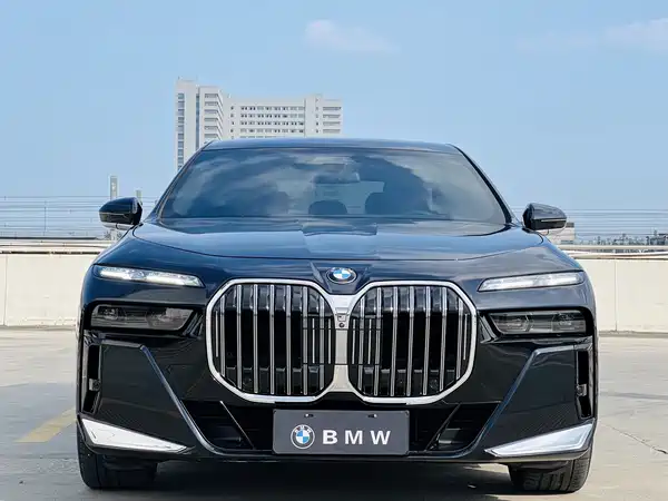 BMW 7 Series 2024
