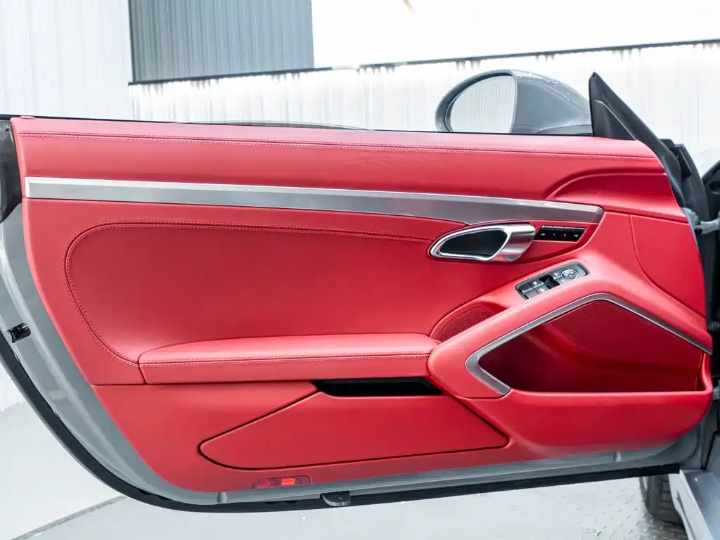 Porsche 718 2026 — фото 20