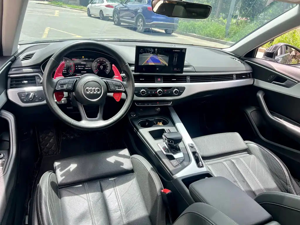 Audi A4L 2021